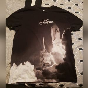 Hollister Rocketship